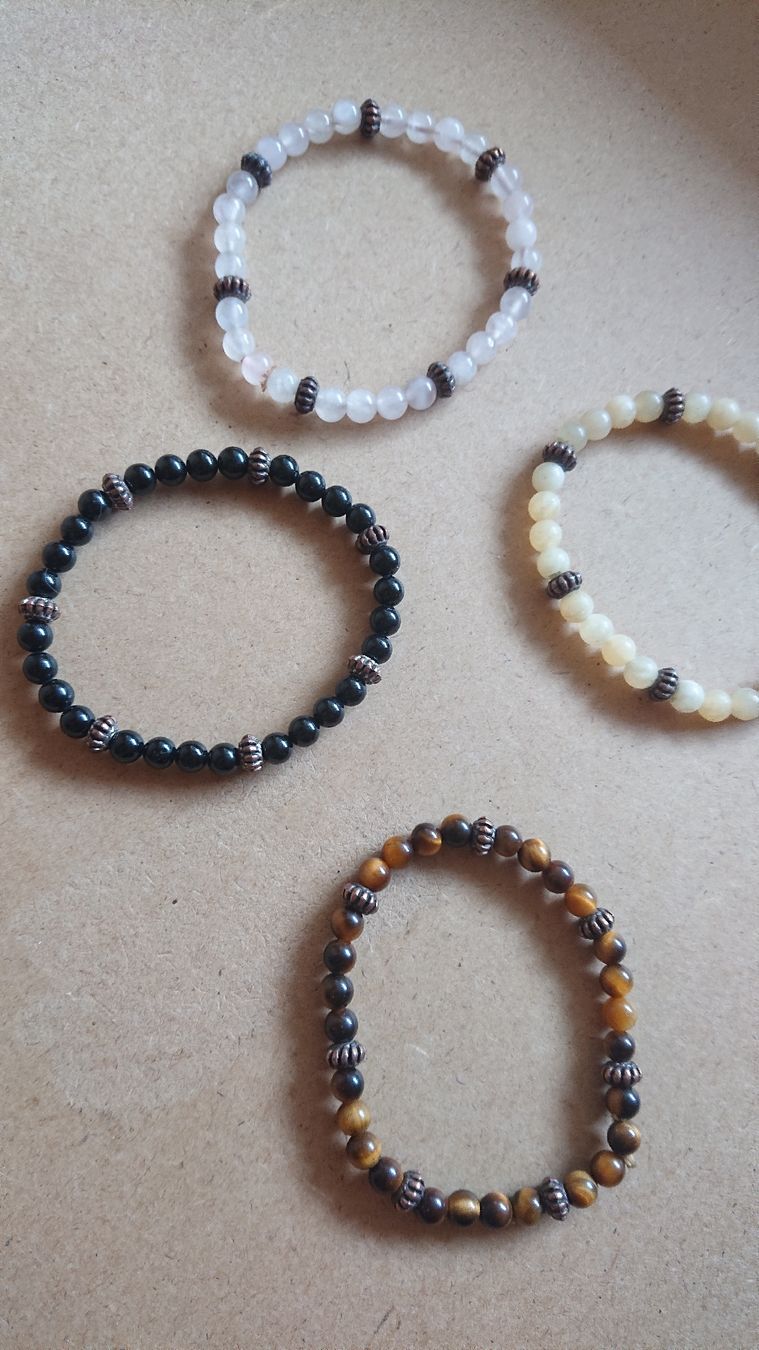 Armbänder & -reifen: Armband Set 4 Stk. Tigerauge usw – Gebraucht aus Chur von FreakofRarity 2