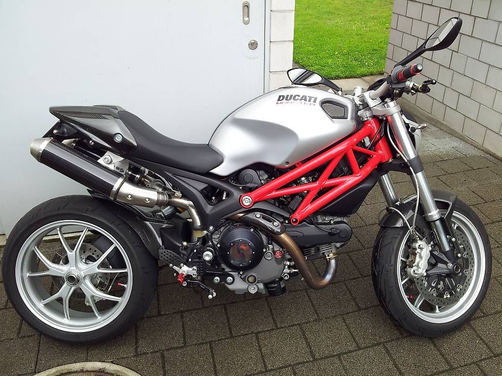 Route: DUCATI Monster 1100, Jg. 2009 – D'occasion à St. Margrethen SG par Biker990