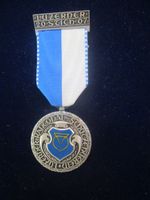Luzerner Stich 2007 emailliertes Gemeindewappen Perlen