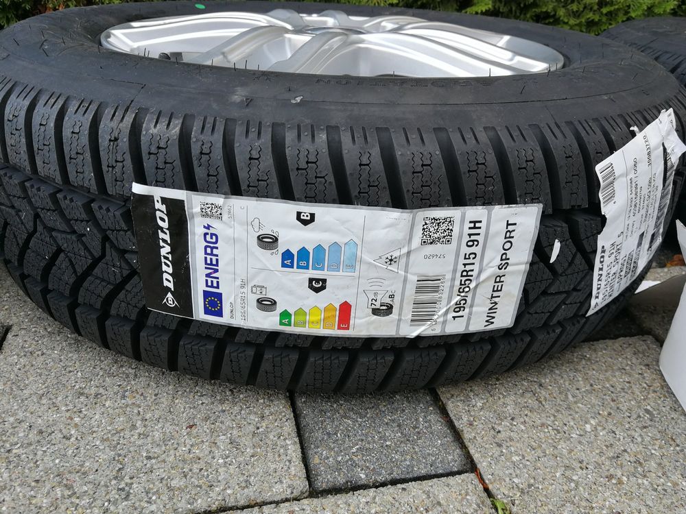 Dunlop Winterreifen mit AluFelgen NEU 195/65 R15 Kaufen auf Ricardo