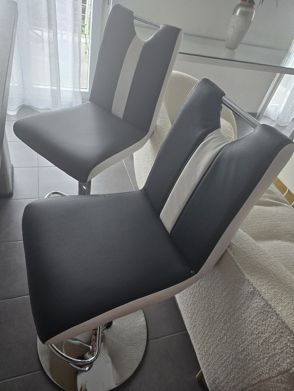 Hochstühle: 2 chaises de bar – Gebraucht aus Froideville von edi_gx9j 1