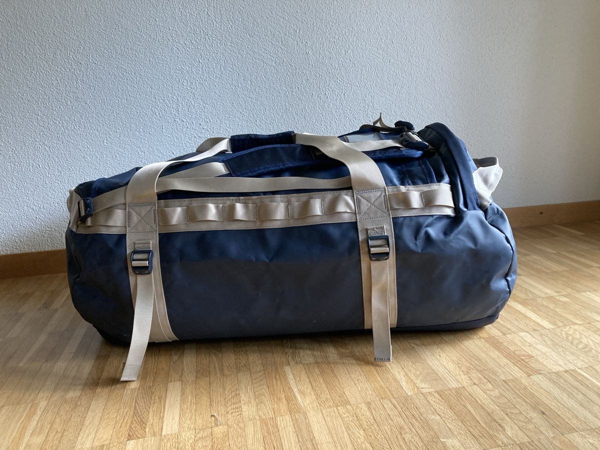 North Face Borse: The North Face L Base Camp Duffel 95 L – Usato da Zürich venduto da Lichtermeer 2