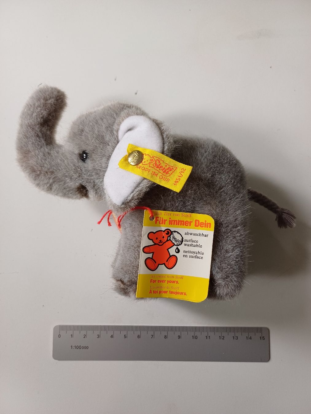 Steiff Giocattoli: Steiff Knopf im Ohr, Jumbo, Elefant – Usato da Zürich venduto da Avocadokern