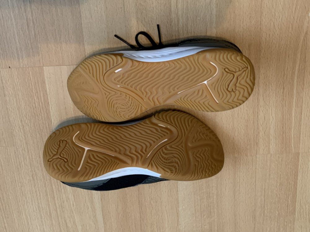 Puma Scarpe da uomo: Puma Hallenschuhe 38 – Usato da Beringen venduto da Fuexe 2