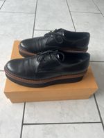 Tods-Halschuhe