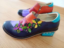 Echtleder, NEUE, sehr hübsche, bunte Schuhe, Gr.42 / 27.5 cm