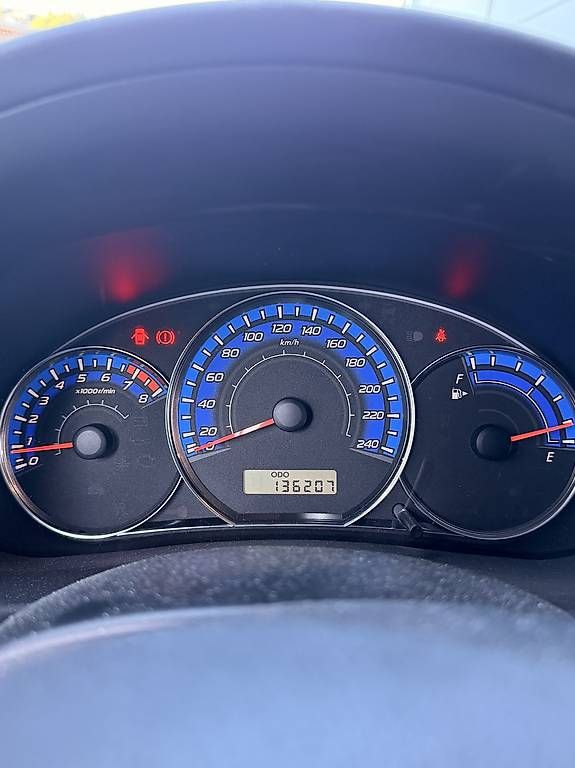 Autos: Subaru Forester 2.0X AWD – Gebraucht aus Einsiedeln von lar_t2q9 3