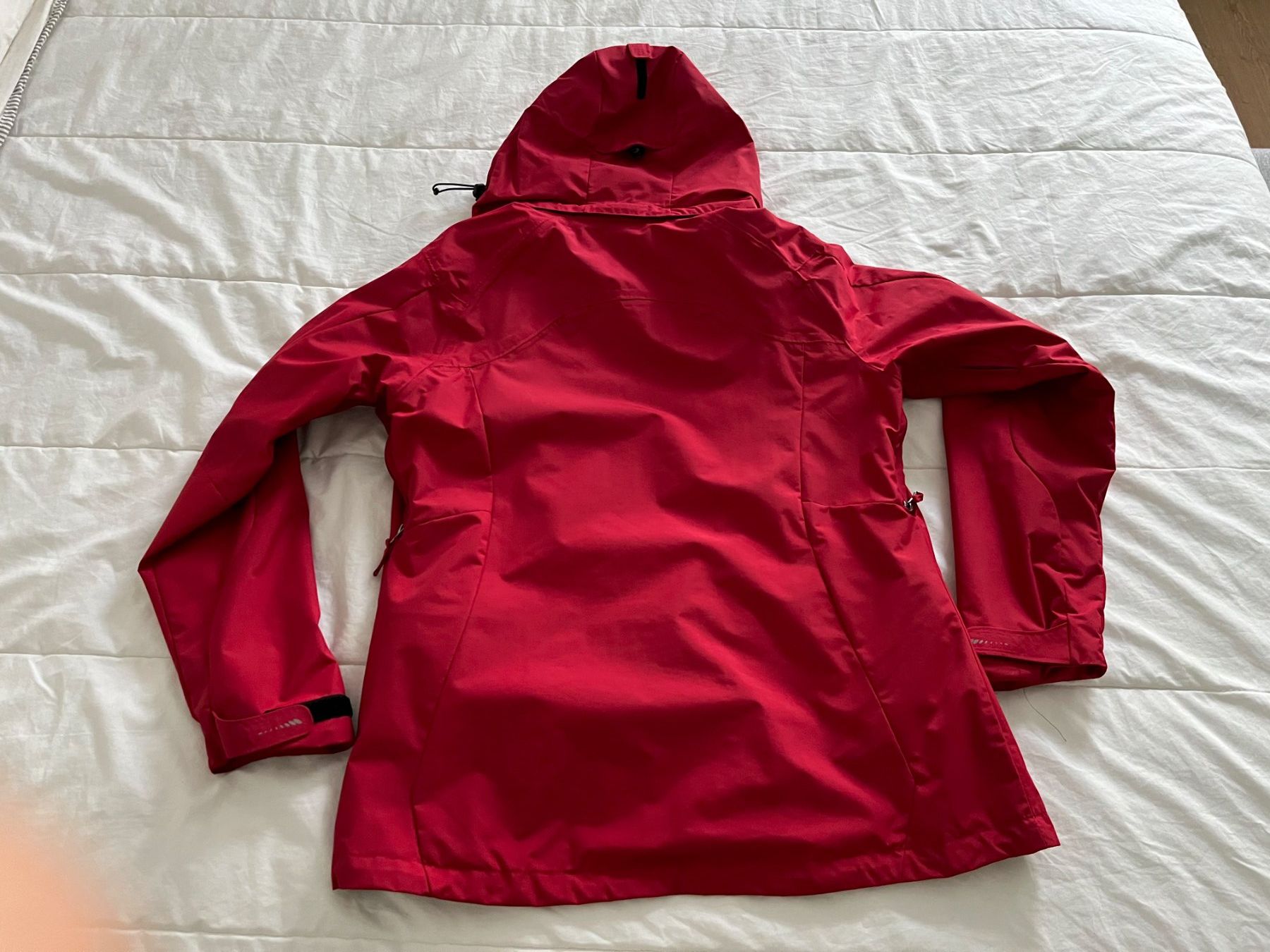 Giacche: Veste rouge M – Usato da Biel-Bienne venduto da Doriskoloris 2