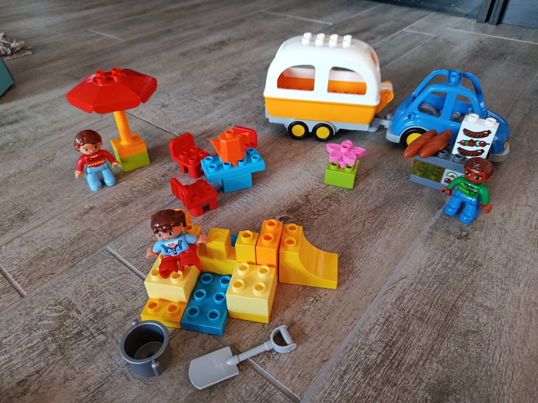 Lego Giocattoli: Lego Duplo Camping Set 10602 – Usato da Nürensdorf venduto da iev_65nc