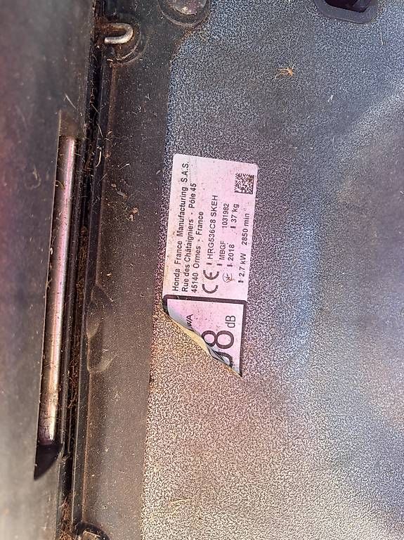 Tondeuses à gazon: Tosaerba Honda – D'occasion à Arbedo par AgriminoM 2