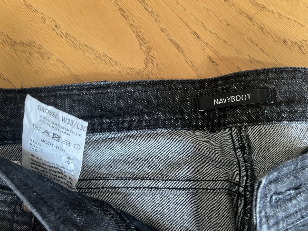 Navyboot Jeans: NAVYBOOT Herren Jeans Anthrazit Grösse 33/30 (2018) – Gebraucht aus Hünenberg von Paddels 1