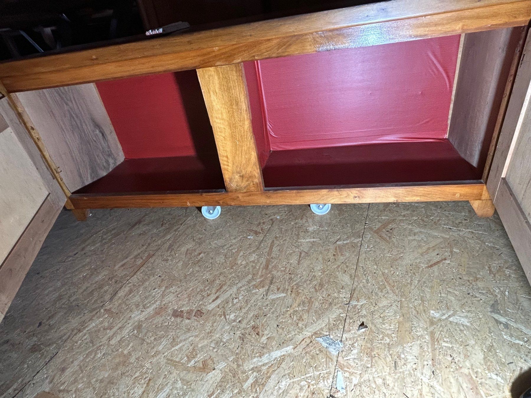 Cassettiere: Antikes Nussholz Sideboard Kommode Anrichte Vintage – Usato da Koblenz venduto da Rbaldinger54 1
