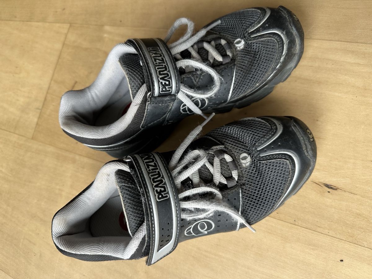 Pearl Izumi Scarpe da donna: Veloschuh Pearlizumi – Usato da Sargans venduto da Reg_S.71 1