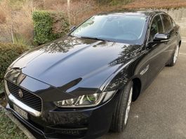 Jaguar XE 20d, 09.2015, Schaltgetriebe, 180 PS  Hagelschaden