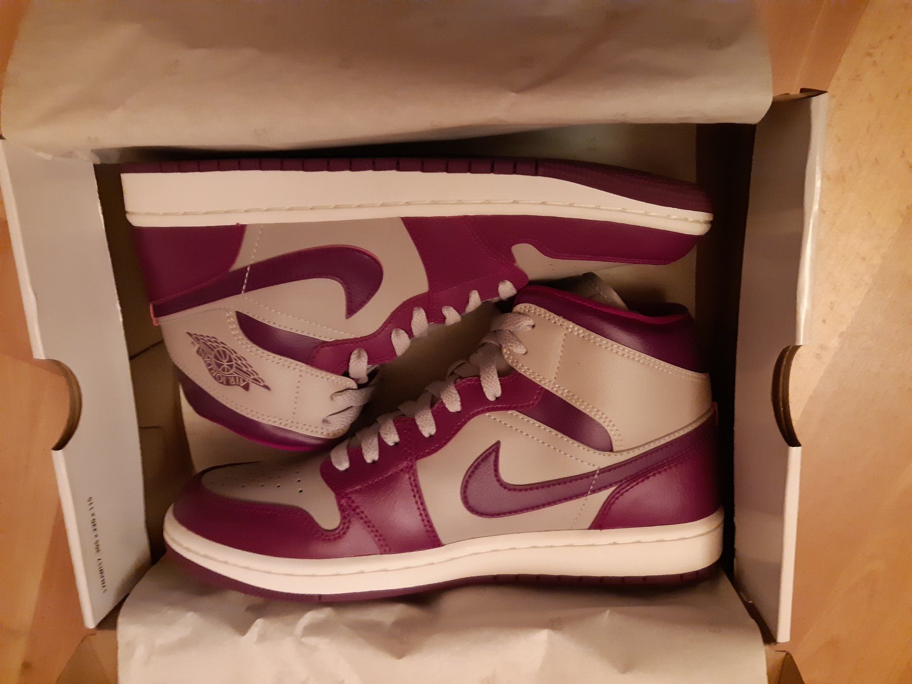 Scarpe da uomo: Air Jordan 1 mid 41 neuves – Nuovo e nell'imballaggio originale da Chêne-Bourg venduto da Gabrisca 5