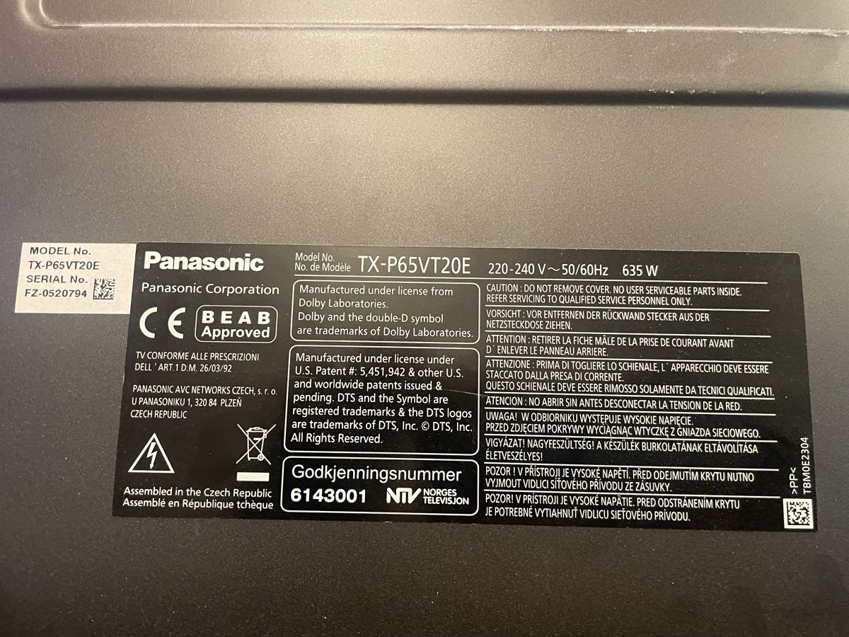 Appareils TV: Fernseher Panasonic inkl. Ständer  – D'occasion à Steinhausen par LABUD 1
