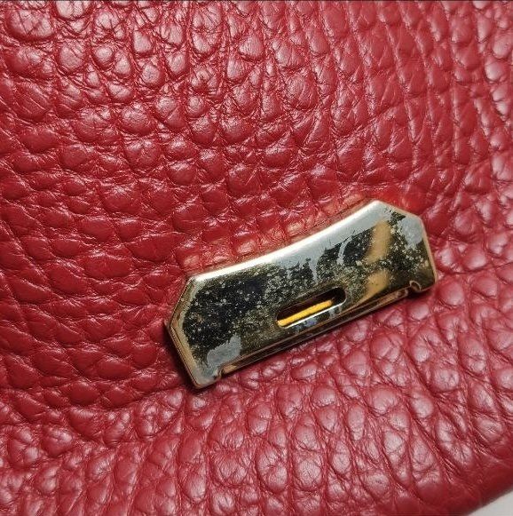 Burberry Taschen für Damen: Burberry Embossed Grained leather Langley Crossbody – Gebraucht aus Schlieren von dev_fg59 8