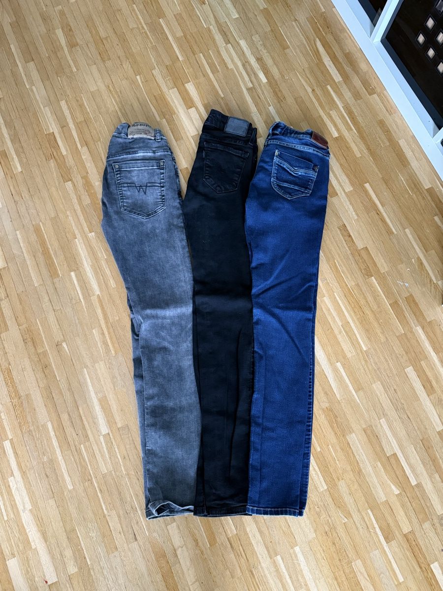 Levi's Hosen: 3 Marken Jeans, Gr 164 Levis, Pepe und Blue Effect – Gebraucht aus Zürich von pluto124 1
