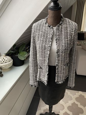 Elegante Tweed-Jacke in Crème-Weiss & Schwarz