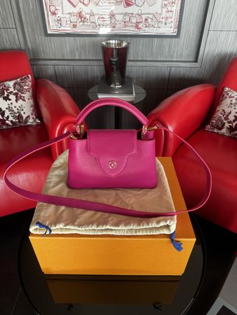 Sac Capucines BB Louis Vuitton / Casi NEUF