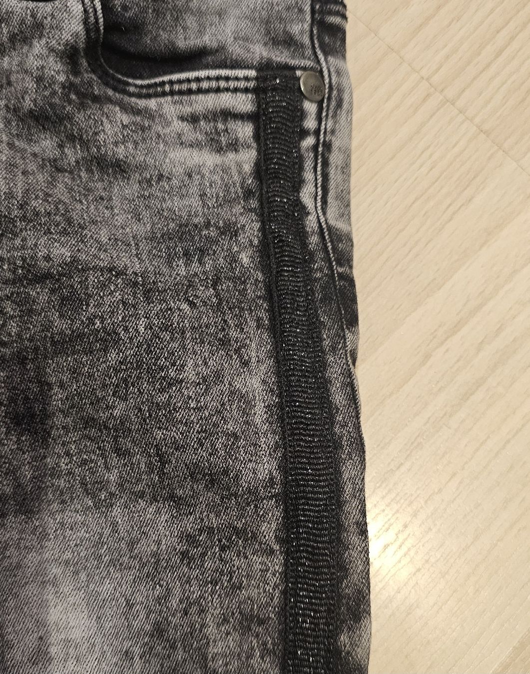 Pantalons: Kinder-Jeans – D'occasion à Fehraltorf par Sumin 2