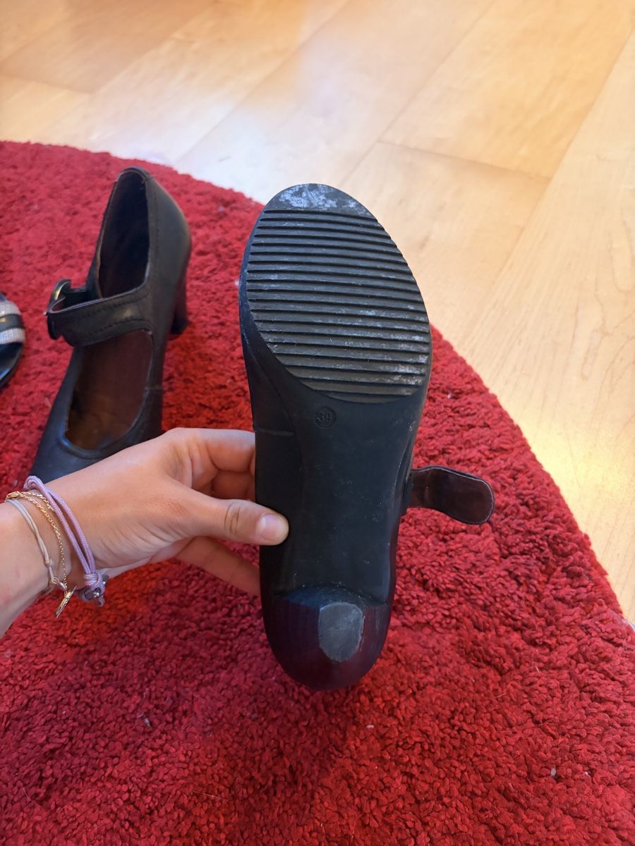 Scarpe da donna: Mary Jane à talon  – Usato da Lavigny venduto da Lea_9rxv 5