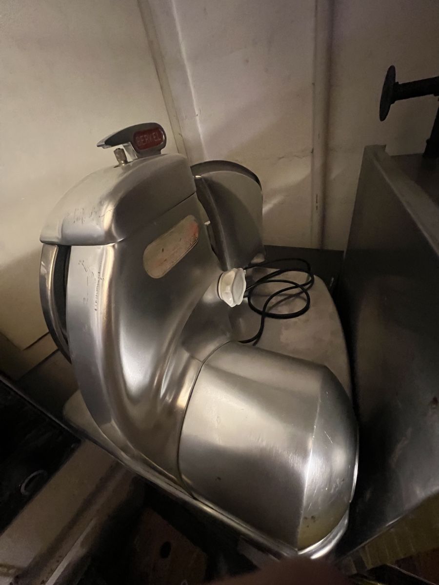Tutte le macchine: Aufschnittmaschine BERKEL – Usato da Münchenstein venduto da Furki22