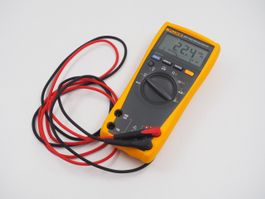 FLUKE 177 Hand-Multimeter (26101606)