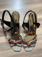 1 paire chaussures pointure 39 en cuir made in Italy