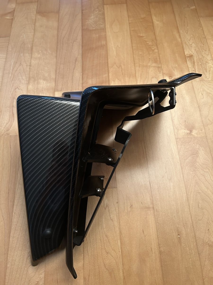 Yamaha Tutti i ricambio per moto: Sidewinglets für  Yamaha MT09 – Usato da Münchenbuchsee venduto da Isap06 3