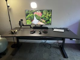Elektrisch höhenverstellbarer Schreibtisch, 200 x 100 cm
