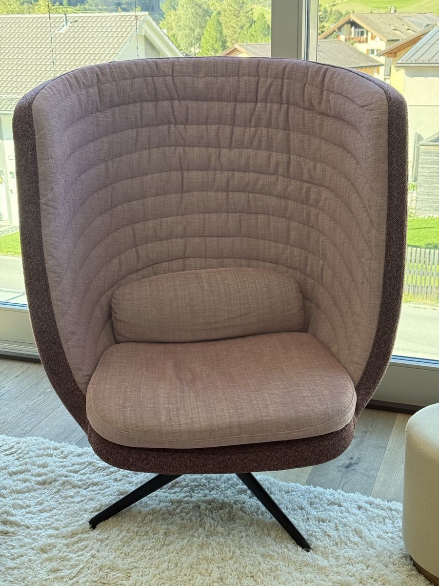 Poltrone: Sessel (mit Hocker) – Usato da Zernez venduto da danielgrunder