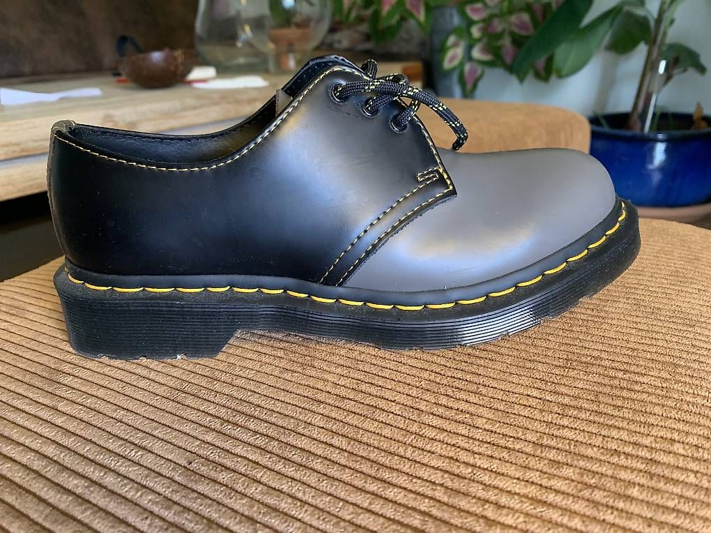 Chaussures femmes: Doc martens grösse 37 – D'occasion à Derendingen par alisha09 3