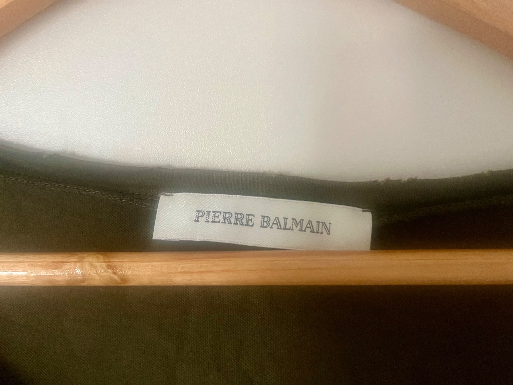 Balmain T-Shirts: Balmain Damen T-Shirt – Gebraucht aus Stein am Rhein von Petgan 1