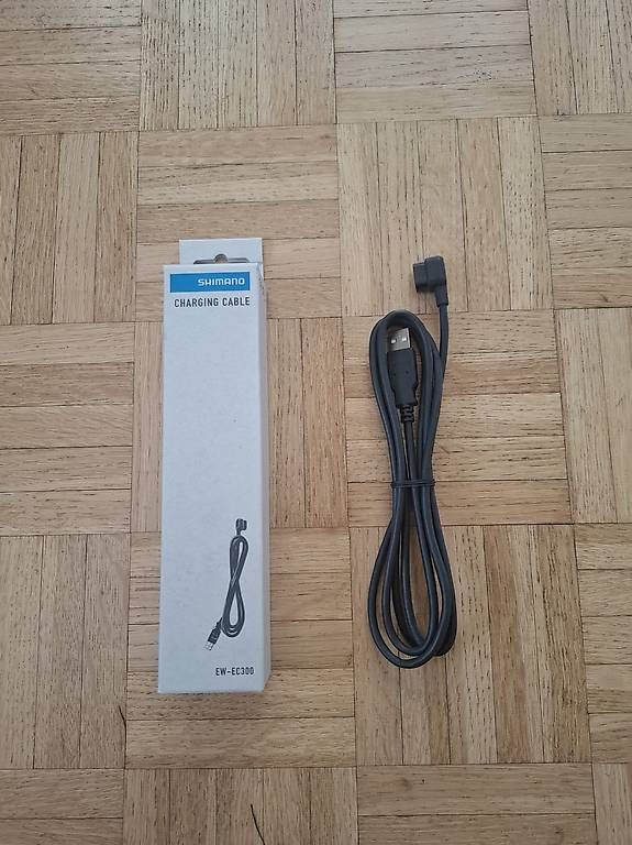 Shimano Pezzi di ricambio: Shimano EW-EC300 Di2 Ladekabel – Nuovo e nell'imballaggio originale da Unterterzen venduto da Tommylee5