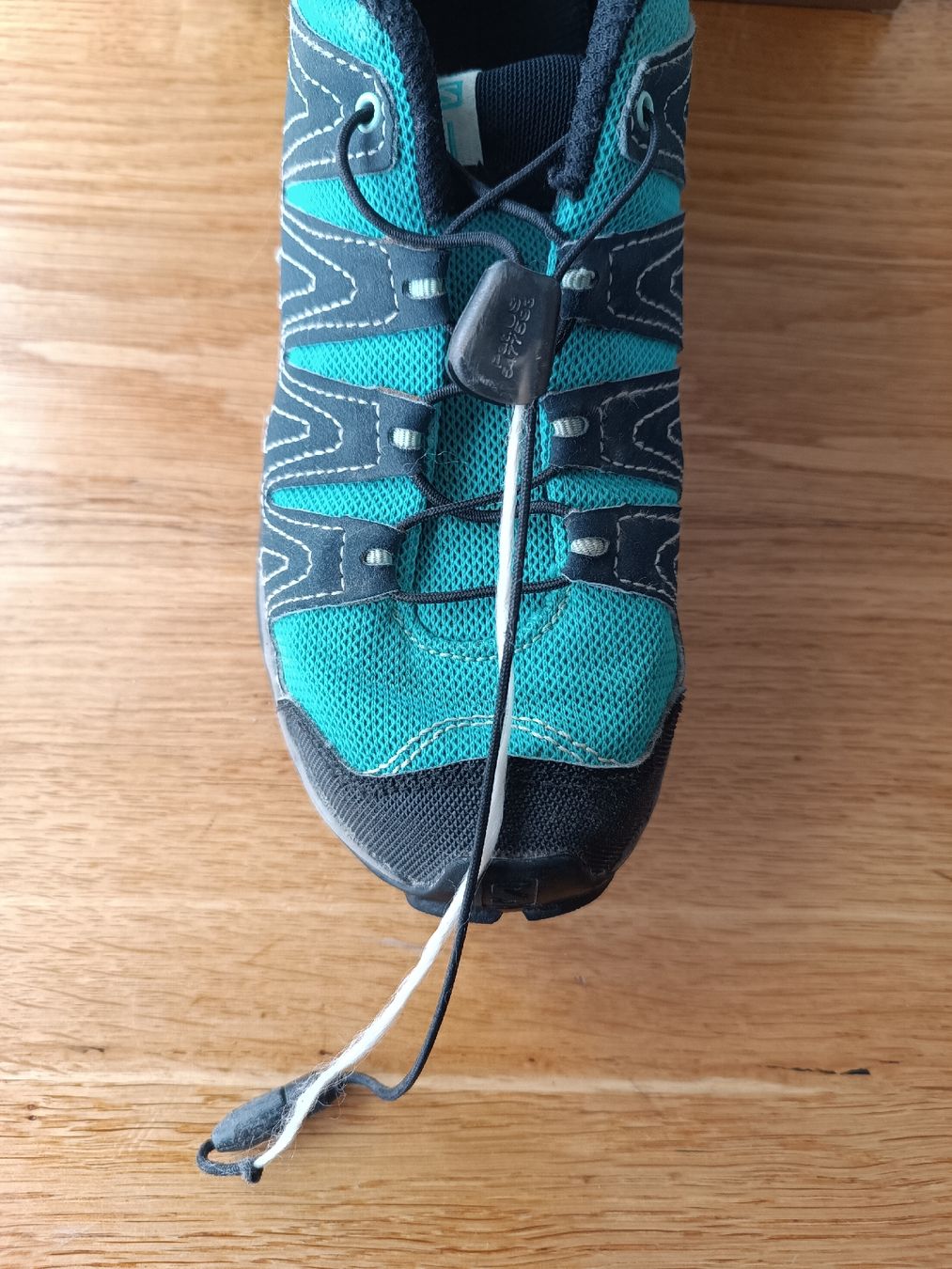 Salomon Schuhe für Jungen: Salomon Trekkingschuhe in Grösse 35 – Gebraucht aus Heiden von Sotema 4