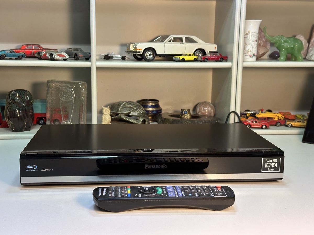 Panasonic Registratori: Blu-Ray Recorder Panasonic DMR-BCT720 DVB-C – Usato da Wädenswil venduto da HobbyZimmer 9