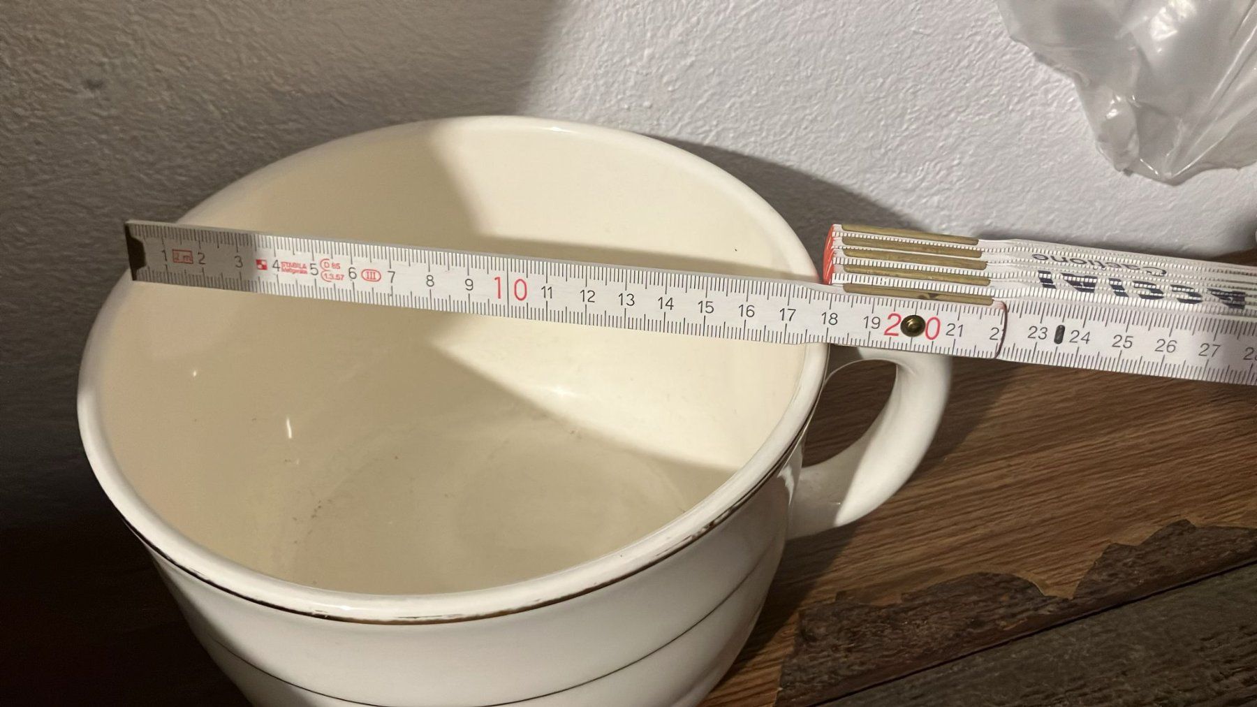 Vasi & Recipienti: Vecchio vaso da notte in porcellana – Usato da Melano venduto da H-Sara 1