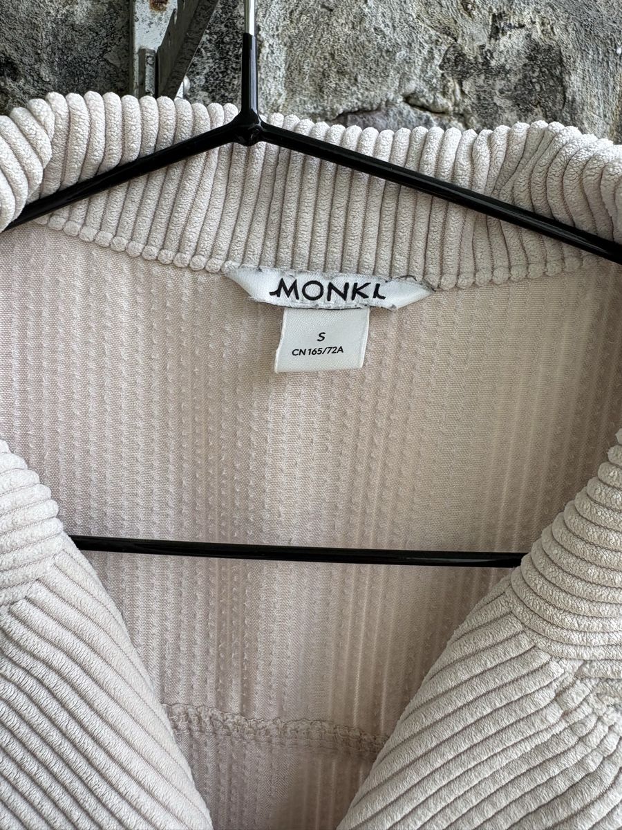 Monki Tute: Cord Onesie von Monki – Usato da Zürich venduto da jepperem 2