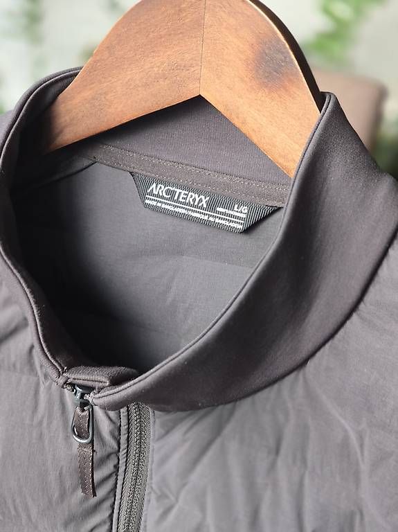 Giacche: ARCTERYX JACKE KOLE DOWN JACKET GRAU HERREN LARGE – Usato da Stallikon venduto da rob_62w9 3