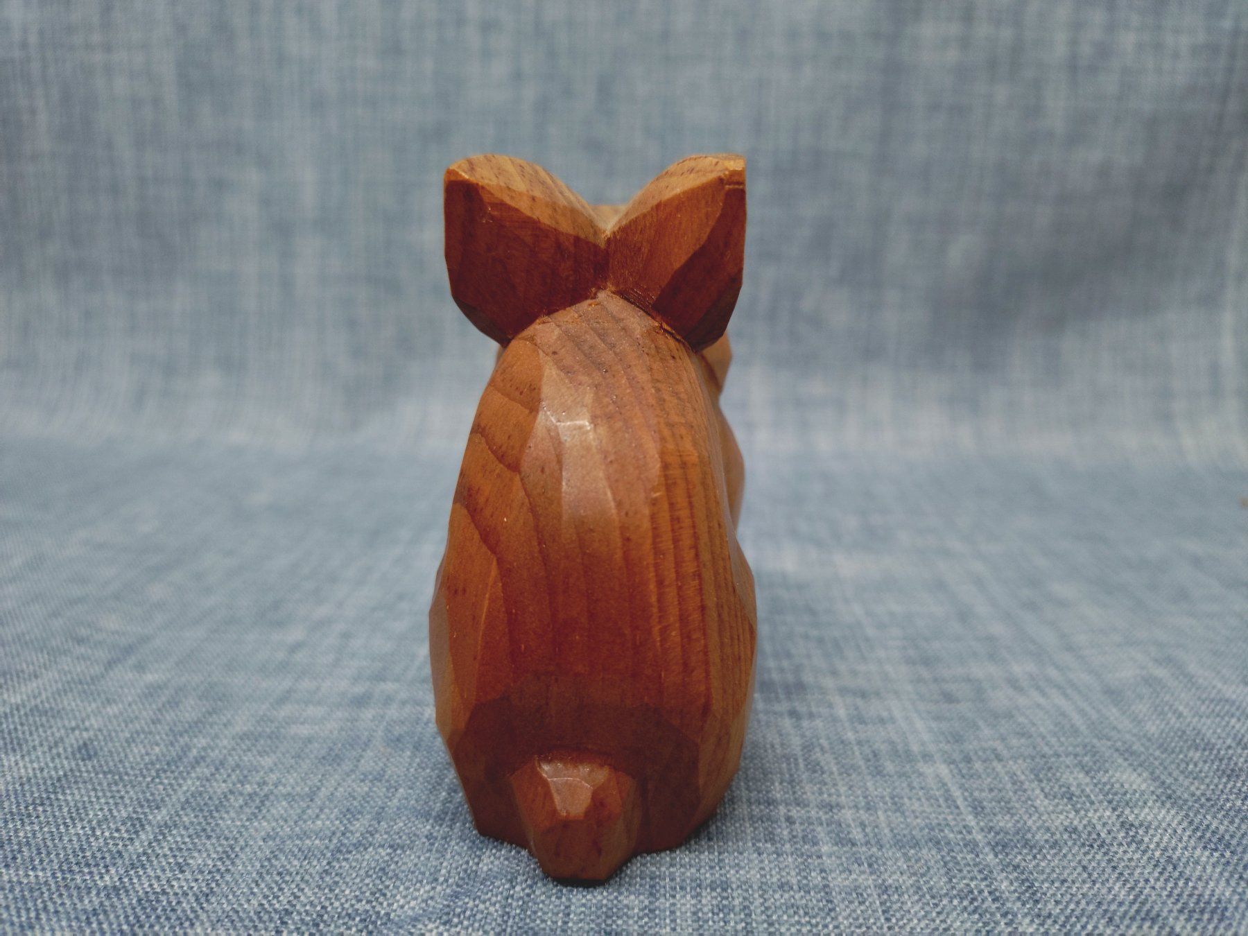 Statuette: Holz Hase, geschnitzt. – Nuovo (secondo la descrizione) da Diessbach b. Büren venduto da Crocharry 2