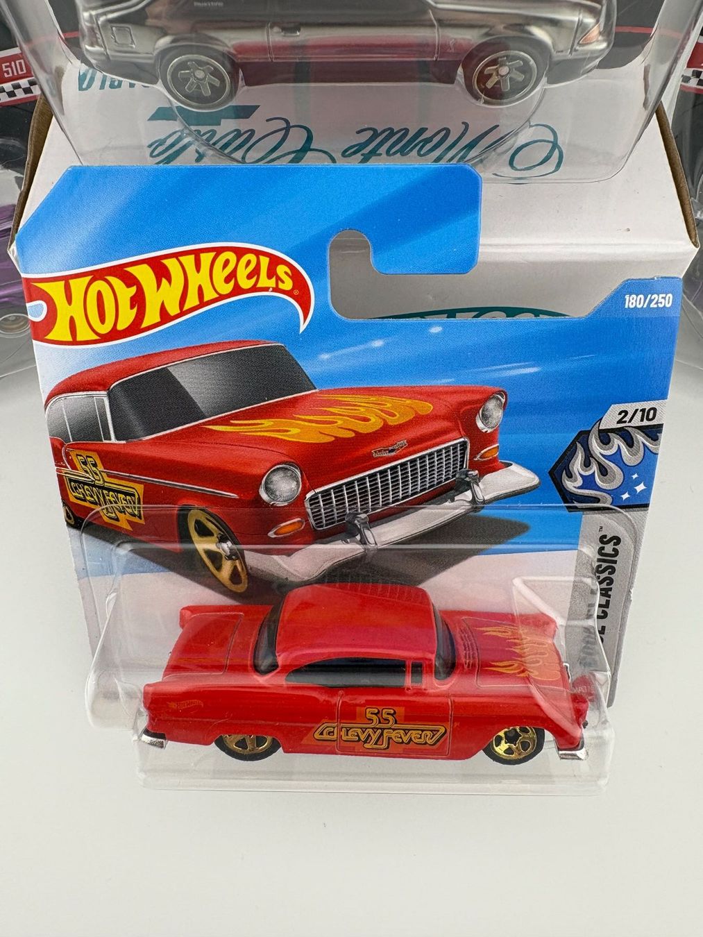 Hot Wheels Modellini d'auto: Hot Wheels 55 Chevy Cool Classics - 2026 - 180/250 – Nuovo e nell'imballaggio originale da Flawil venduto da HeisseReifen 1