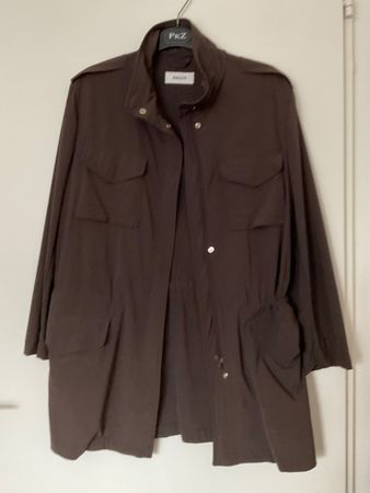 BALLY Windschutz Jacke Gr 36 braun NEUWERTIG