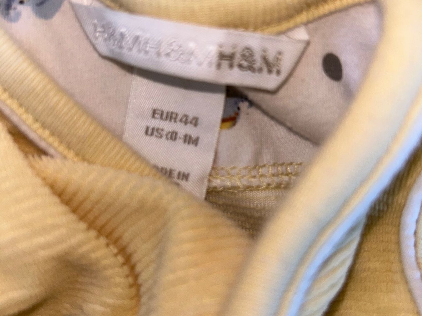 H&M Completi: Strampelanumzug 44 – Usato da Safenwil venduto da 2hand_aber_wertvoll 1