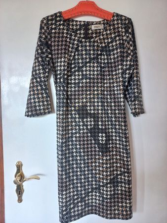 Robe 👗🌺D'imoss taille 44, chic!