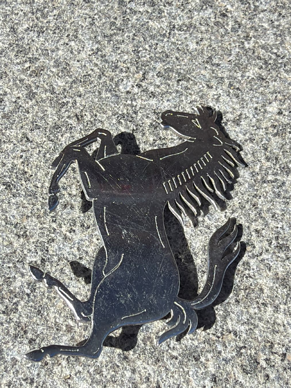 Ferrari Tutti pezzi di ricambio auto: Ferrari Pferd Emblem / Logo Chrom Vintage – Usato da Deitingen venduto da Himhip 5