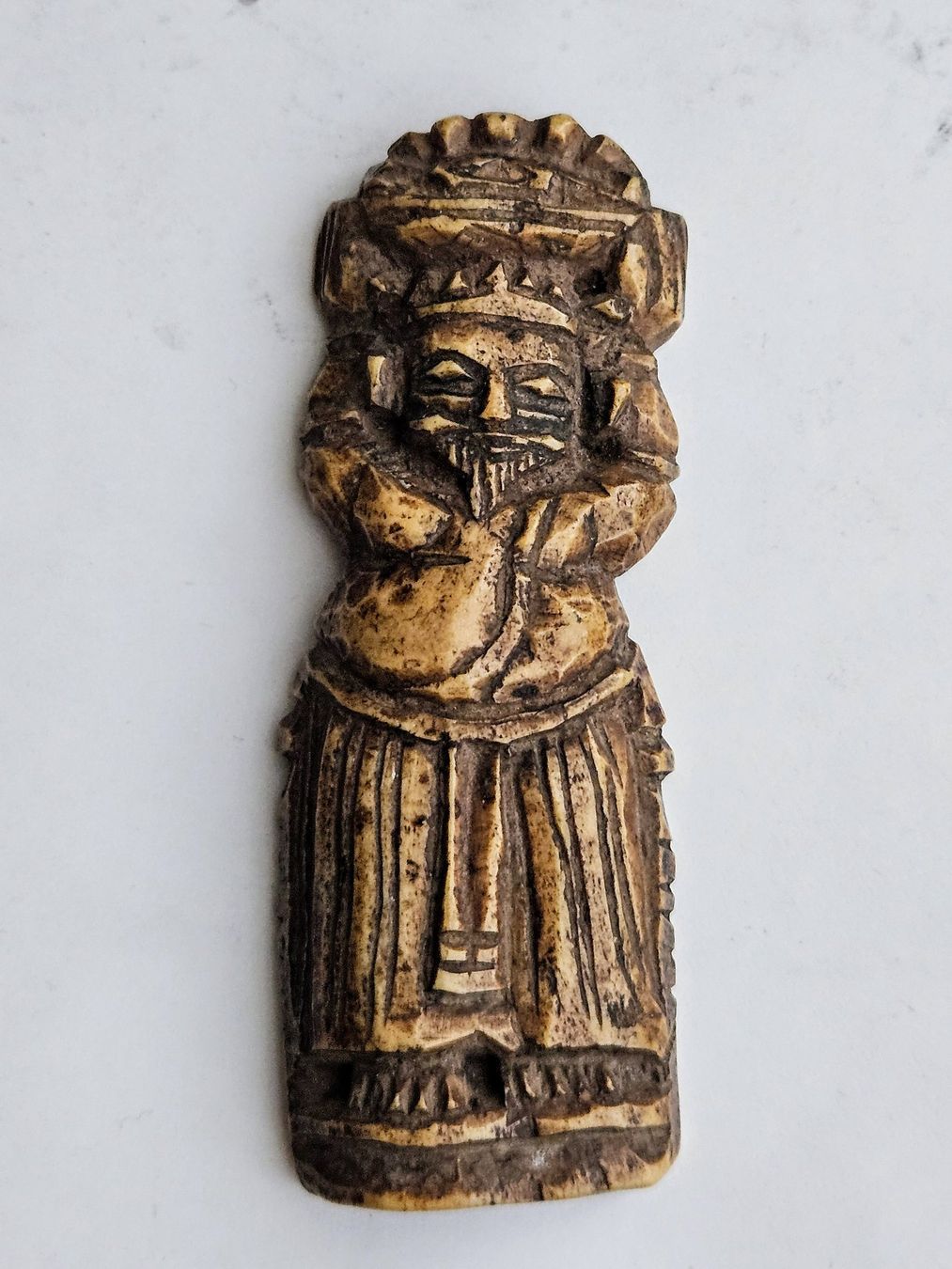Skulpturen & Statuen: Antike asiatische Knochenfigur – Gebraucht aus Lugano von Numisartes