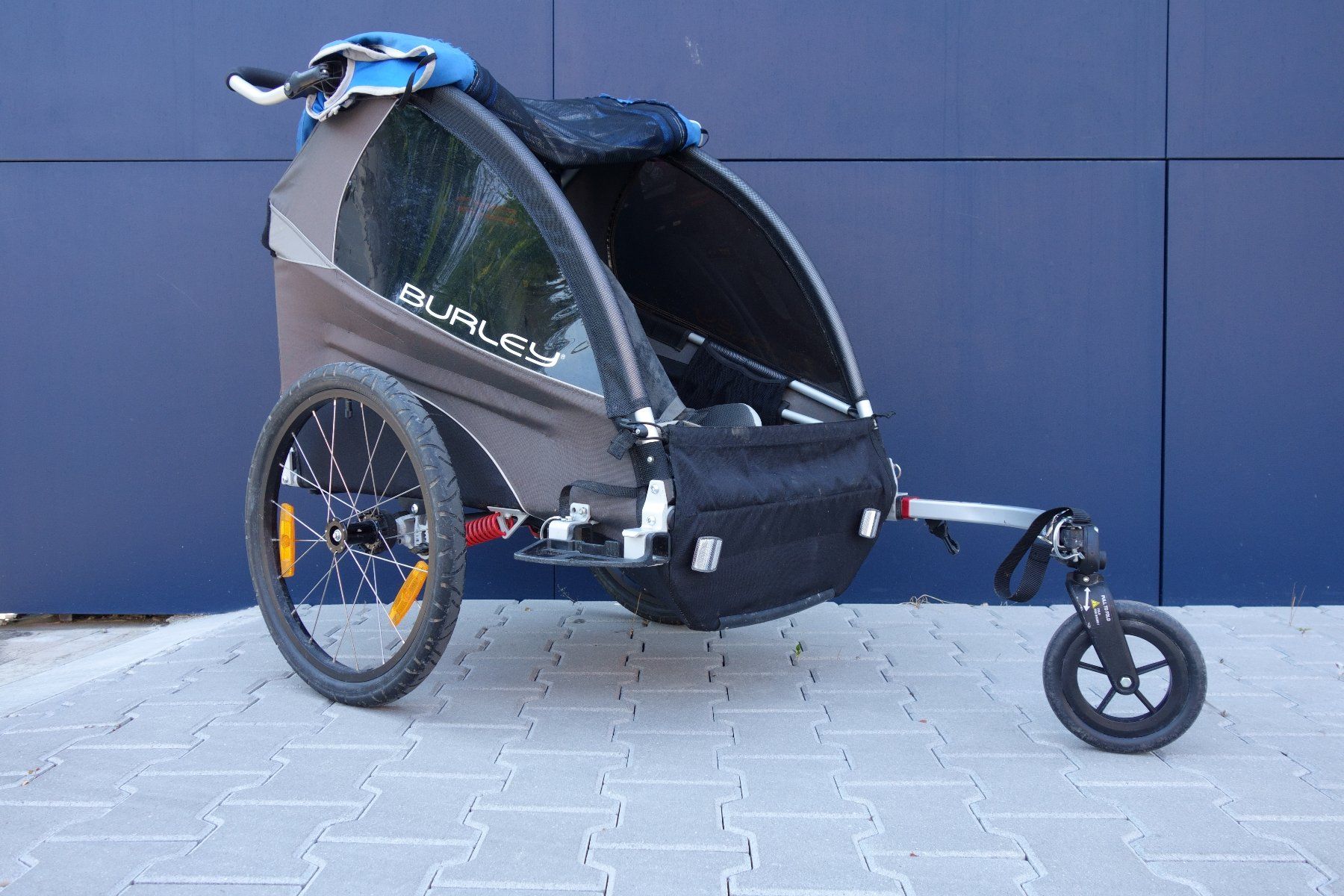 Burley Rimorchi: Burley D'Lite (2 Sitzer) – Usato da Basel venduto da erikkapitaen