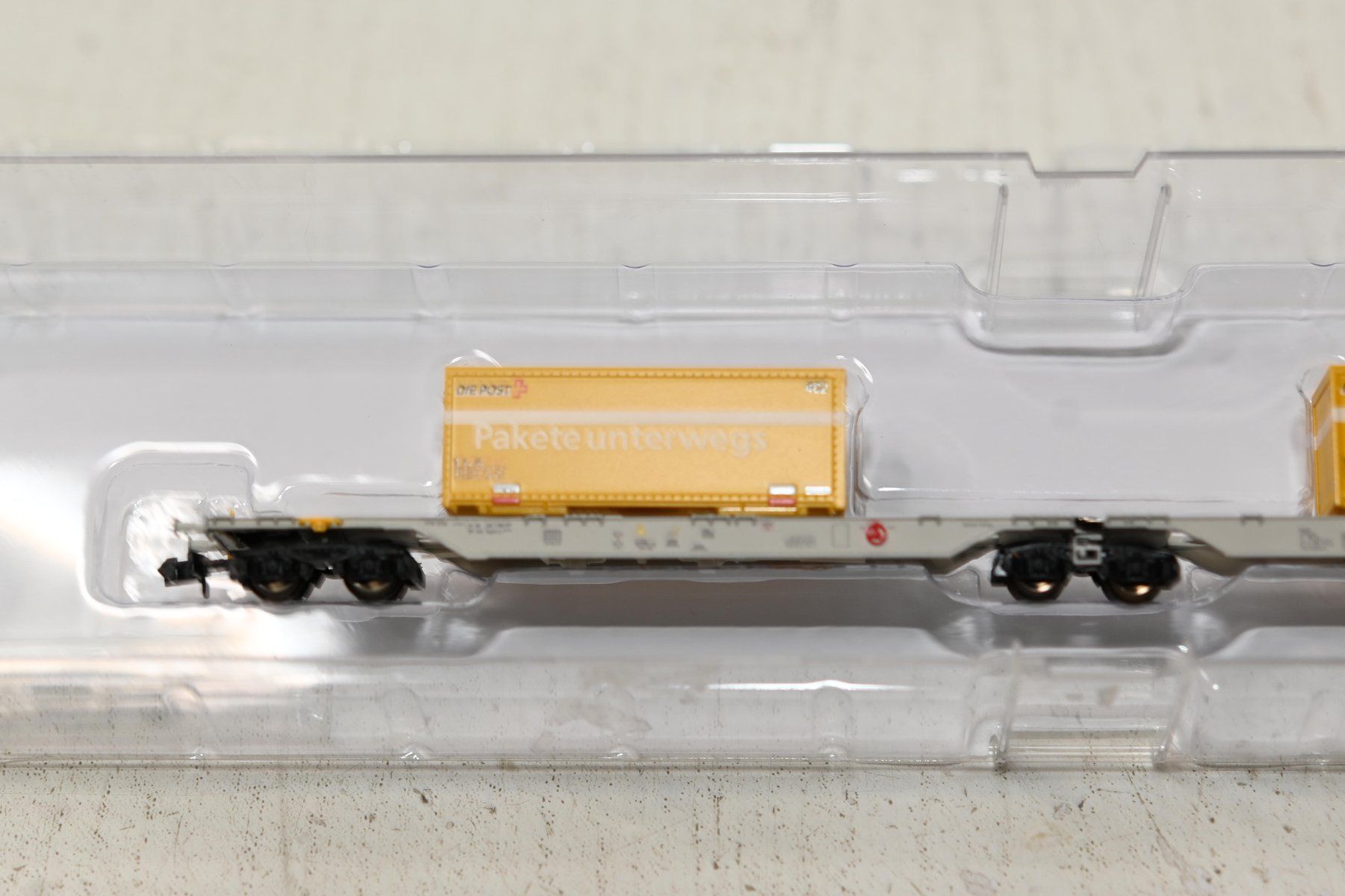 Fleischmann Modellini di ferrovie: Containerwagen  Post Fleischmann Spur N mit OVP – Usato da Laupen ZH venduto da Zmoewe 1