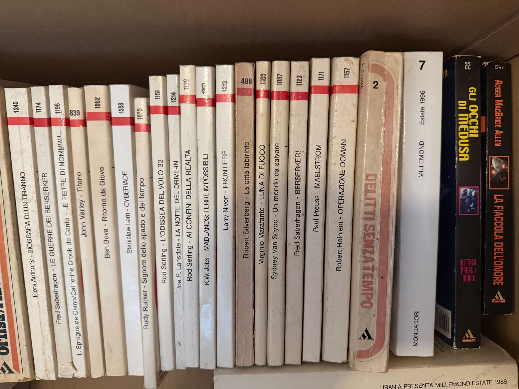 Libri: 48 libri URANIA vari autori e collane – Usato da Minusio venduto da Vertigopop 3
